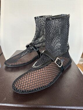 ALAIA fishnet patent calfskin boots Size